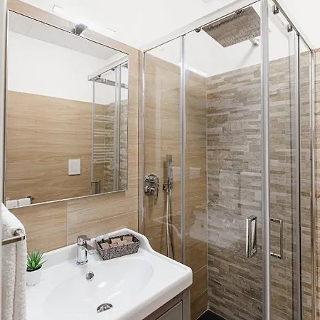 Apartment Les Amis Syracuse