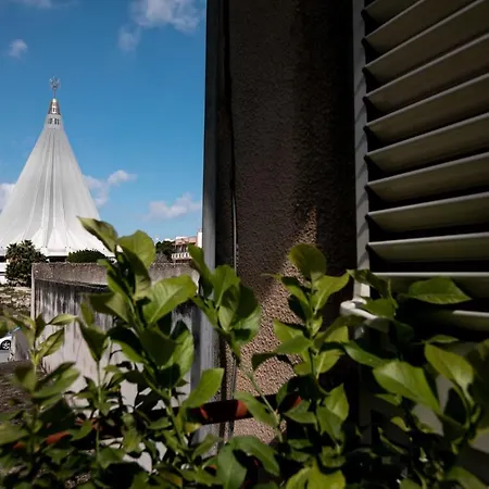 Les Amis Apartment *