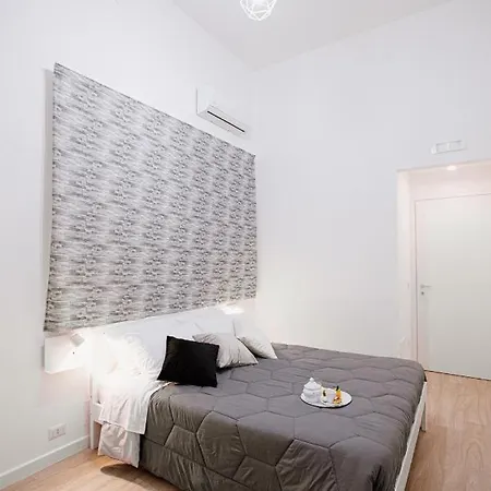 Les Amis * Сиракузы